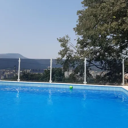 Sunrise With Pool *